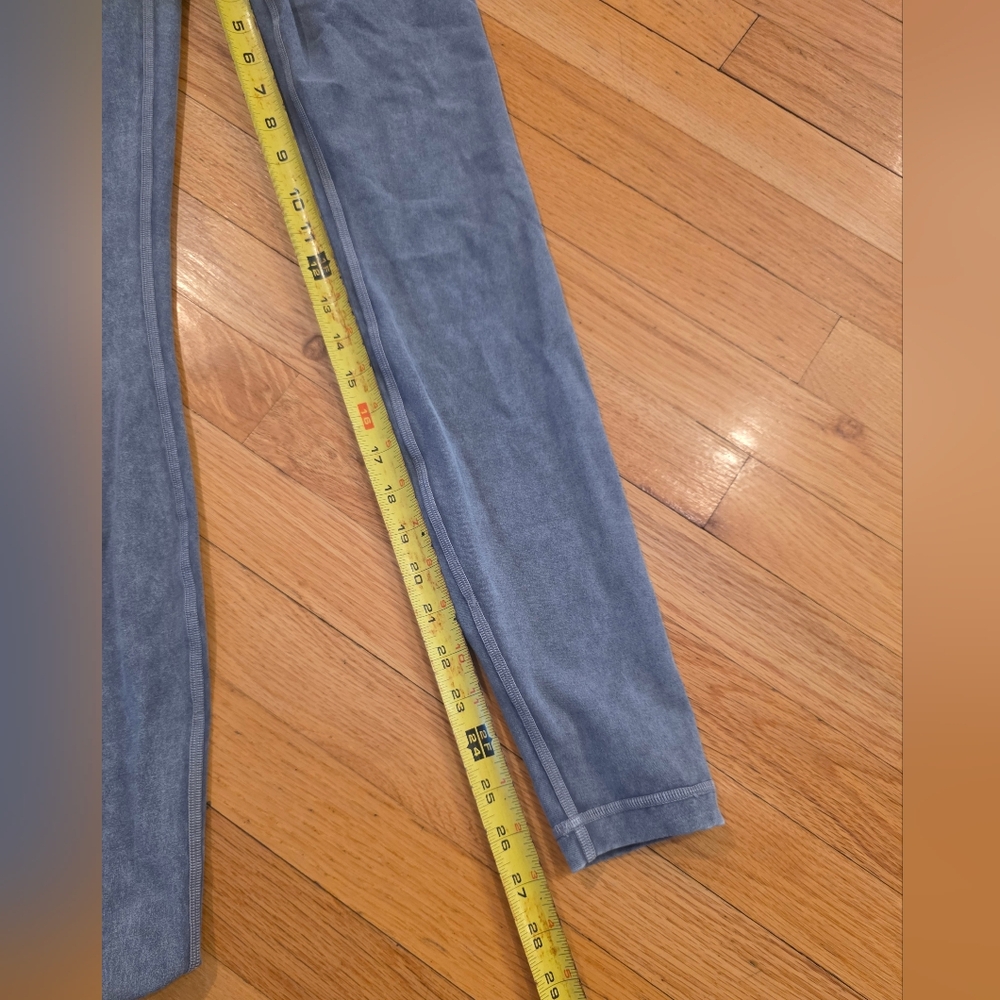 Lululemon Leggings - Picture 4 of 8